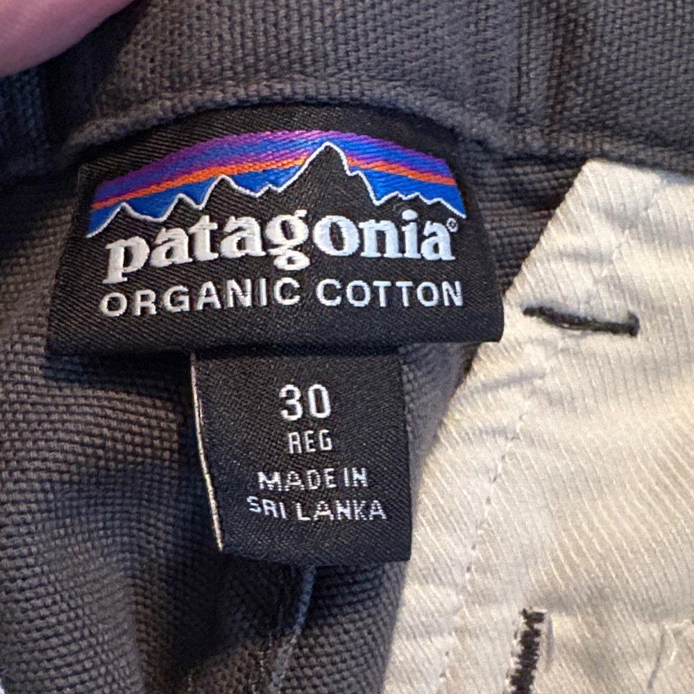 Patagonia Men's Gray Chinos - Picture 12 of 13